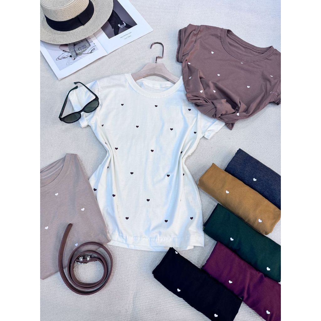 Camiseta blusa T-Shirt Feminina Algodão com bolinhas e pequenos corações, material de algodão casual