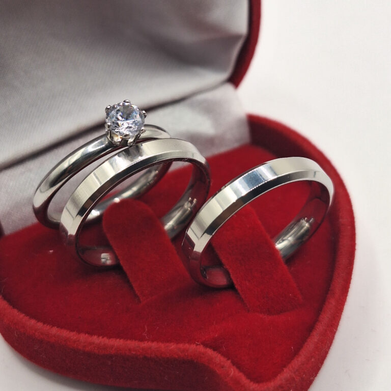 Par de Alianças De Namoro Casamento Prata Chanfra