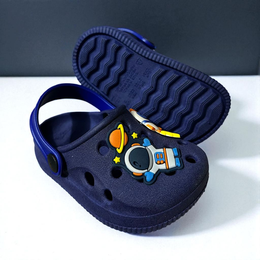 Babuche Sandália Infantil Menino Juvenil Detalhe Lateral Personagem Foguete Astronauta Promoção