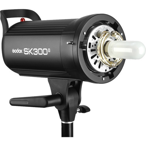 FLASH GODOX PARA ESTÚDIO SK300II 300W 220V