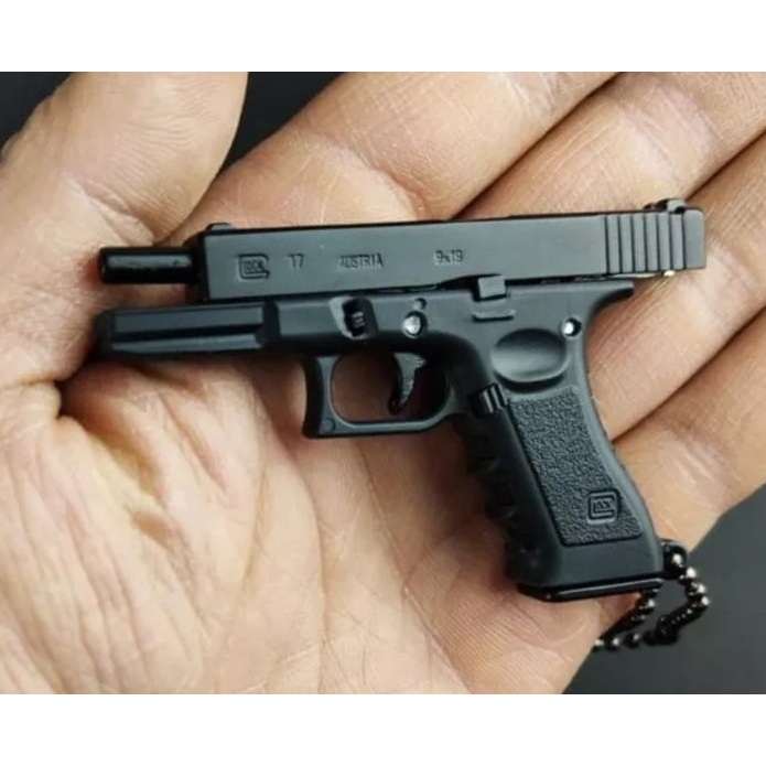 Chaveiro De Metal Modelo Glock 45 Escala 1:4 Preto