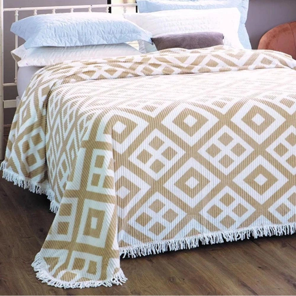 Colcha Chenille Canelada Gabriela Com Franja 220x240cm Bege Jolitex