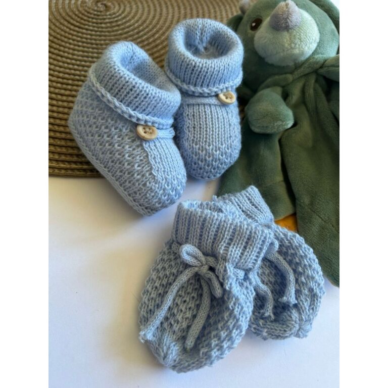 Kit Sapatinho e Luvinha em tricô liso para bebê 