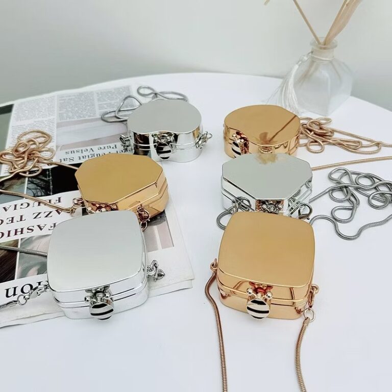 Bolsa Pequena Acrilico Espelhada Quadrada Maça Co