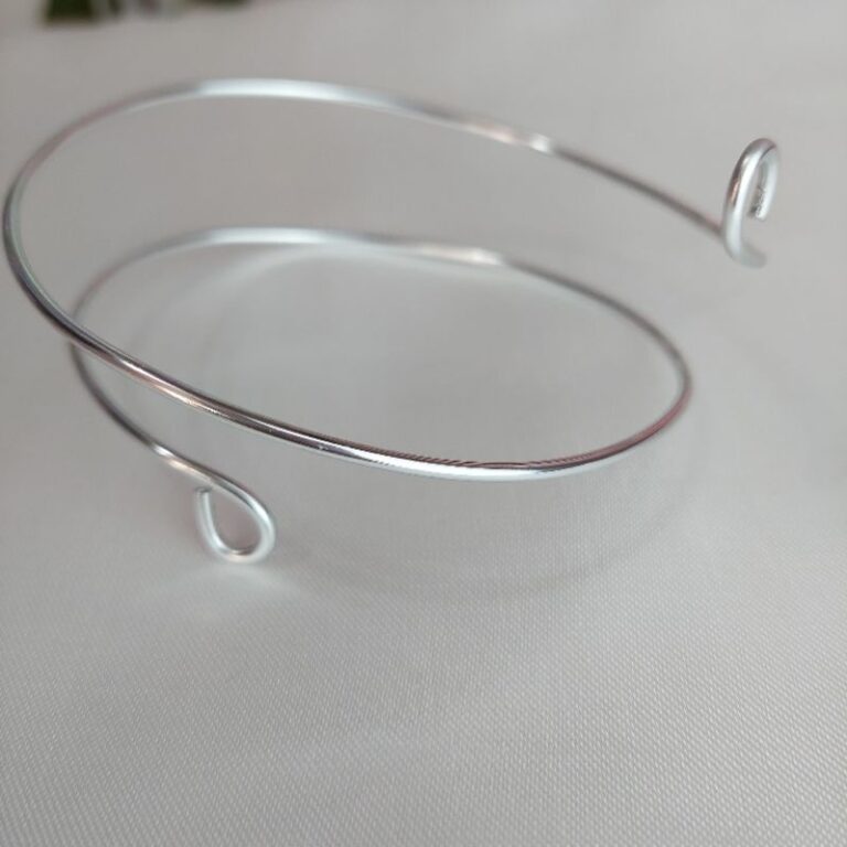 Bracelete estilo clean e atemporal  Ajustavel R