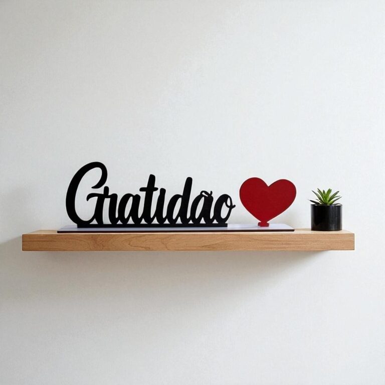 Palavras Decorativas de Mesa em MDF  Gratidão Fé