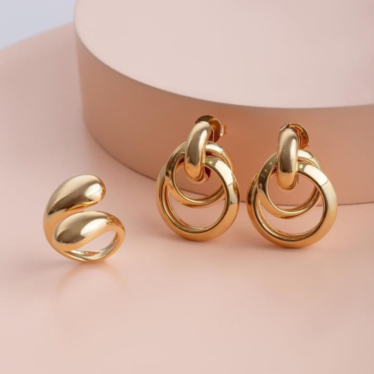 Conjunto Brinco Feminino e Anel Elegante Bijuteria