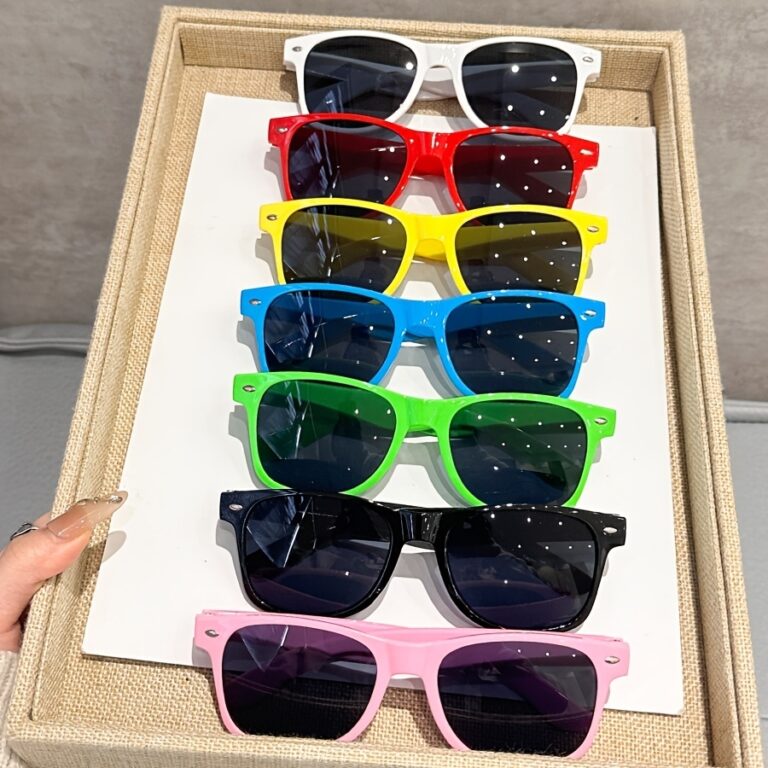 Óculos de sol quadrados infantis com proteção U