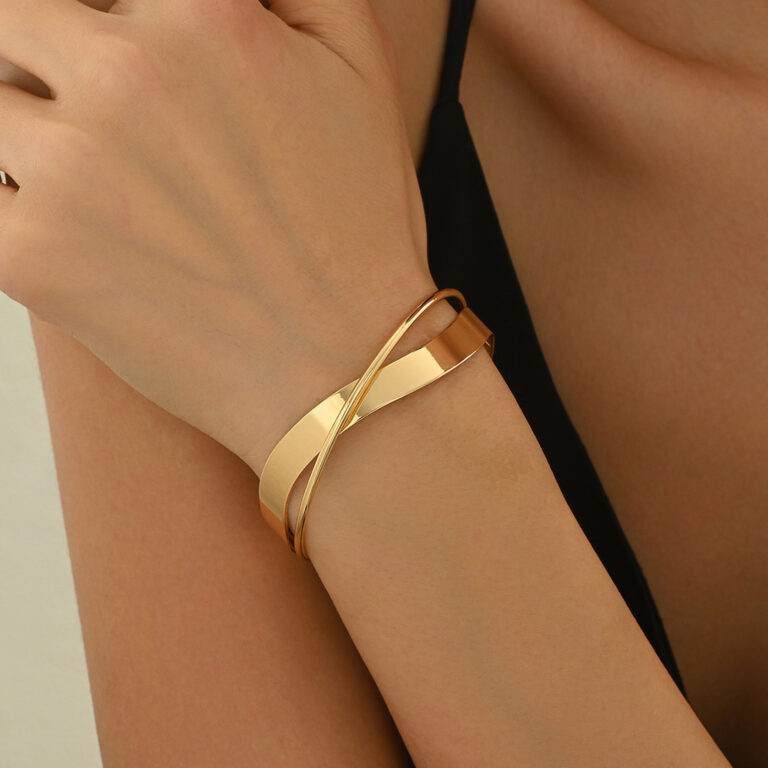 Pulseira Feminina De Ouro 18K , Elegante , Aço In