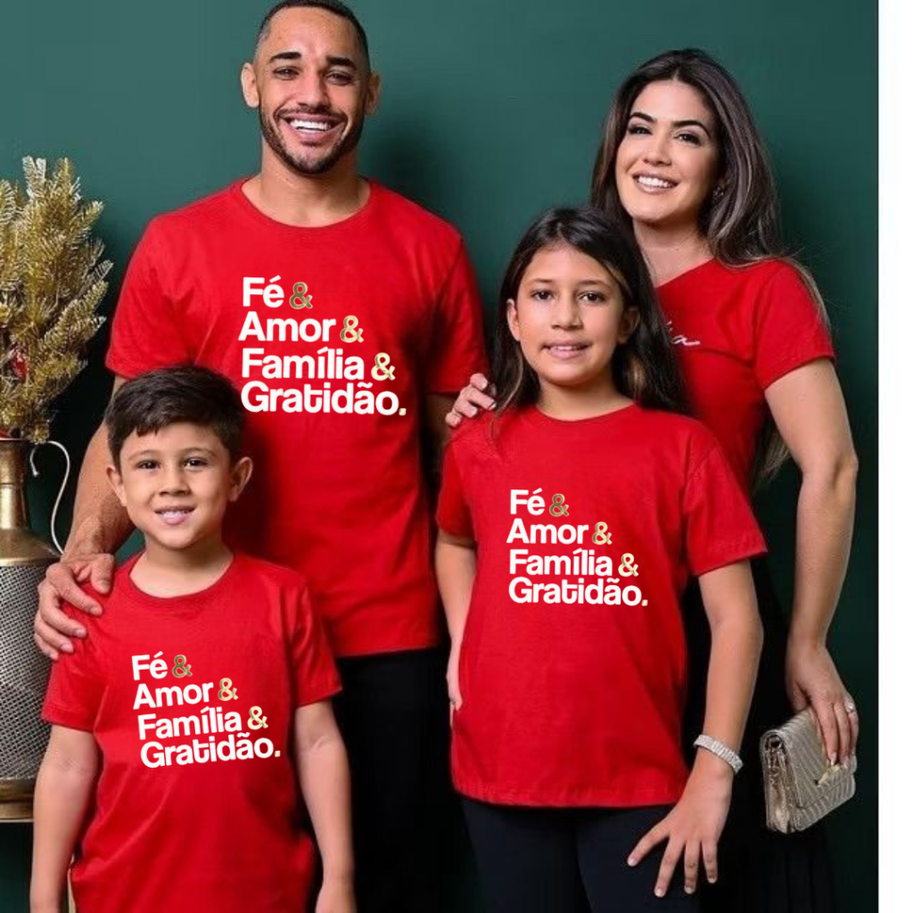 Camiseta Natal Família Pai Filho Mãe e Filha Estampa Fé, Amor e Gratidão Cor Vermelha Frase