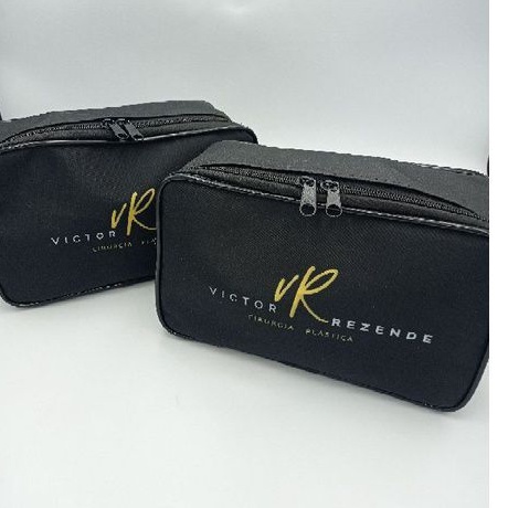 Necessaire masculina personalizada