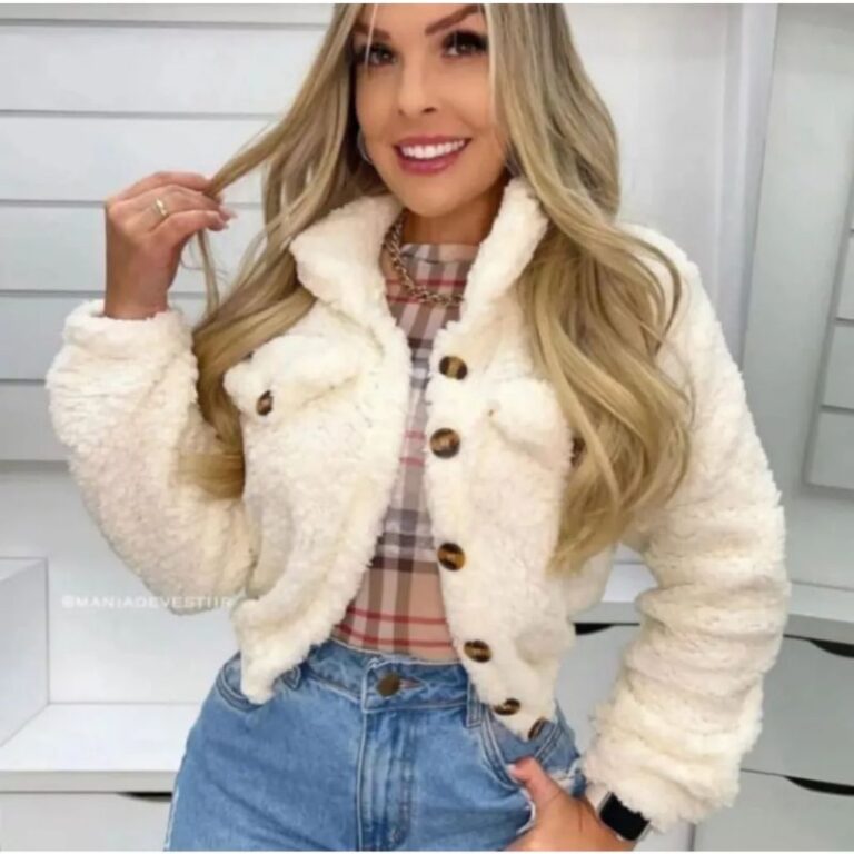 Jaqueta feminina Teddy.