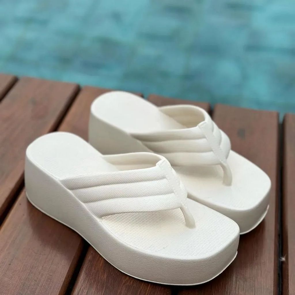 Tamanco Delta Nuvem Feminino Mácio Plataforma Blogueiras