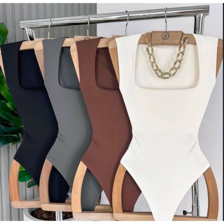 Body Feminino Decote Quadrado Alças Grossas Colla