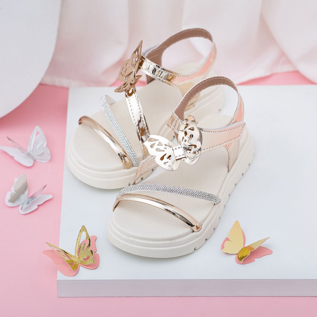 Sandália Infantil Feminina com Borboleta e Brilho  Conforto e Estilo para Princesas