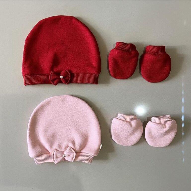 Kit 2 Toucas e 2 Luvas Bebê Menina RN Recém-Nasc