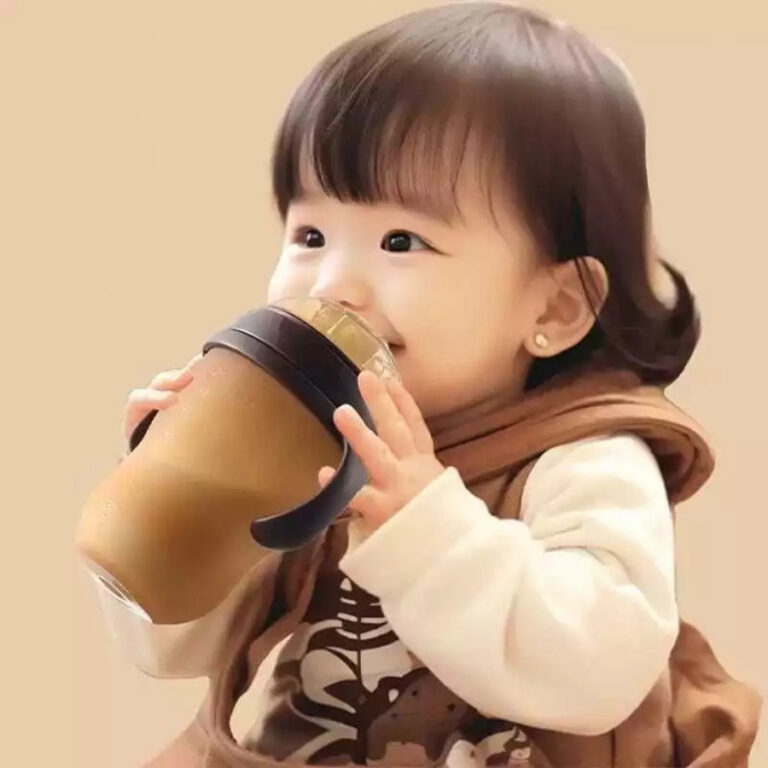 Mamadeira Silicone Anti-cólica Igual Peito Matern