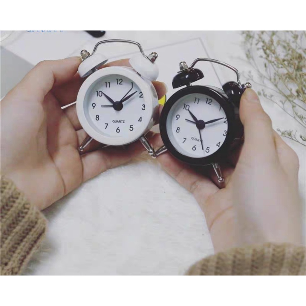 HYQ0220 Mini relógio despertador de mesa pequeno 