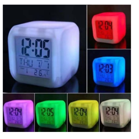 Relógio Despertador Digital Cubo Led Muda 7 Cores