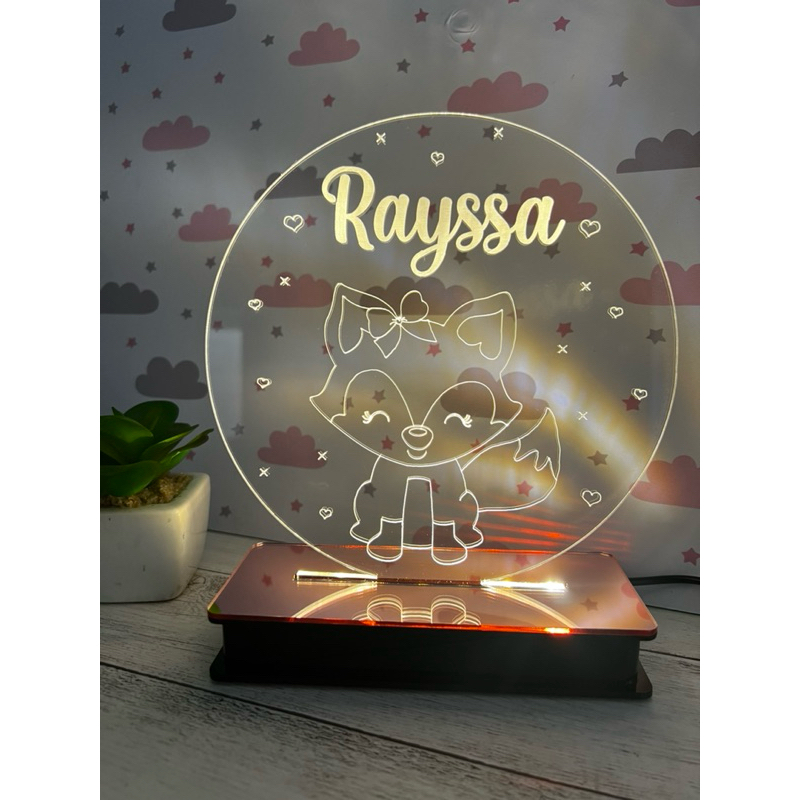 Luminária Led Raposinha nome e cor da base e led 