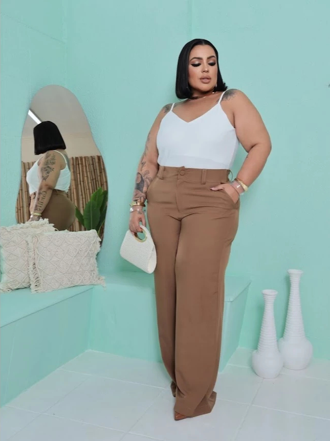 Calça Pantalona Plus Size Tecido Alfaiataria Femi
