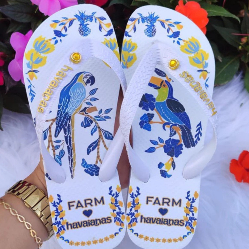 Chinelo Arara Azul Com Variações | Super Confort