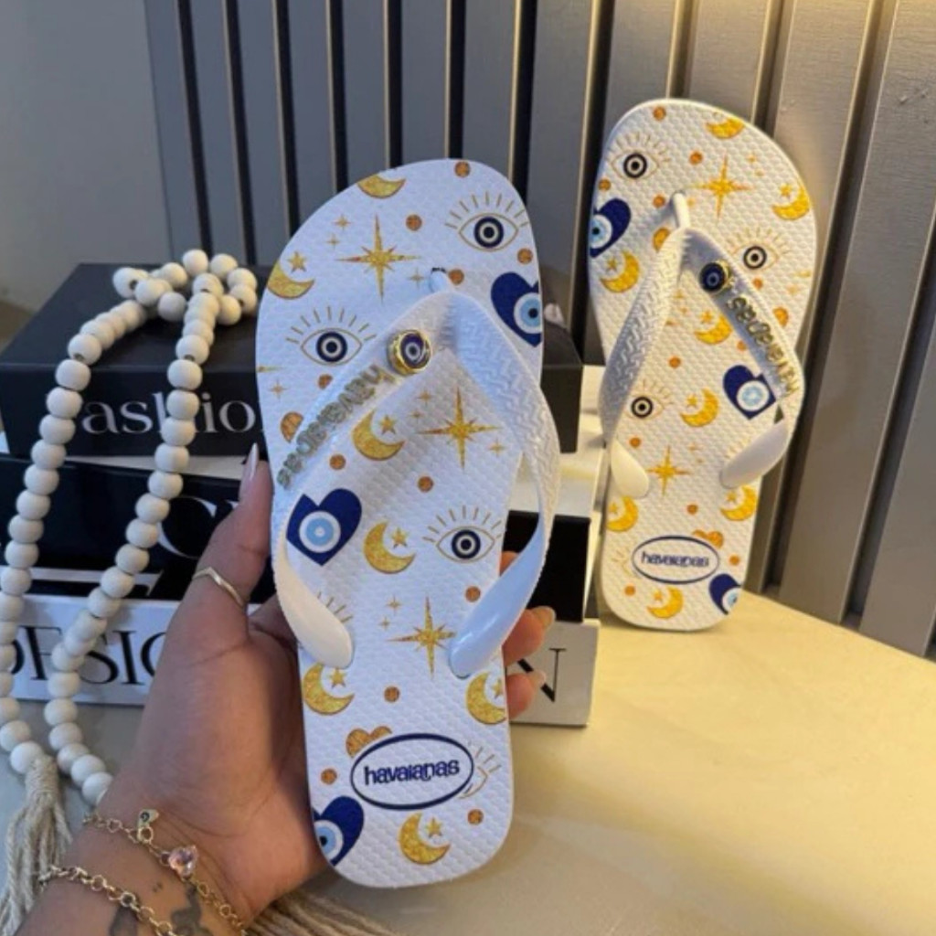 Chinelo Olho Azul da Sorte com Variação  | Tend�