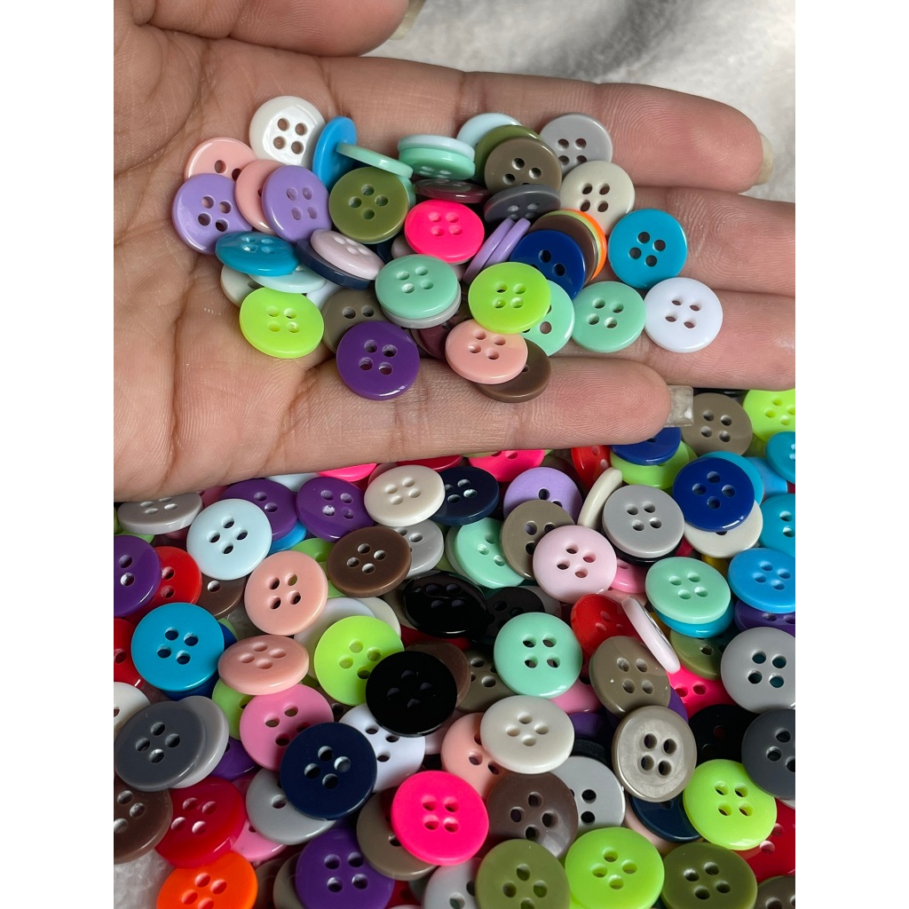 Botão 4 Furos Brilhante 01485 MIX – Pacote 