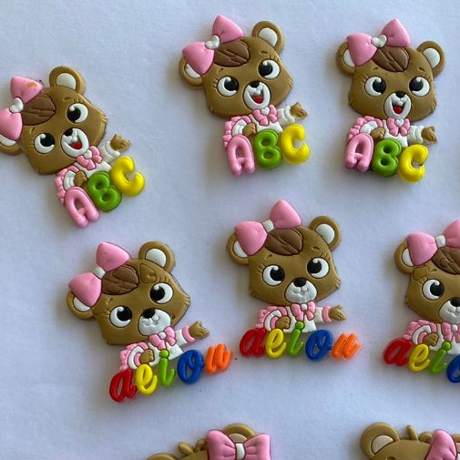 KIT ESCOLAR APLIQUE URSINHAS, PACTE COM 20 PEÇAS 