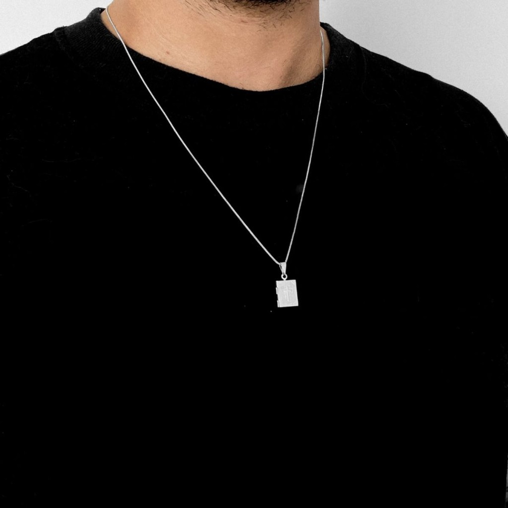 Relicário Biblia Colar Masculino Prata Personaliz