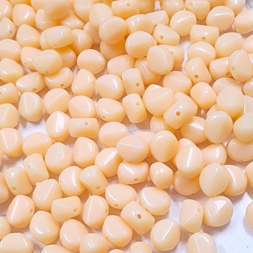 Conta Plástica 8x10mm Salmão Claro 250g