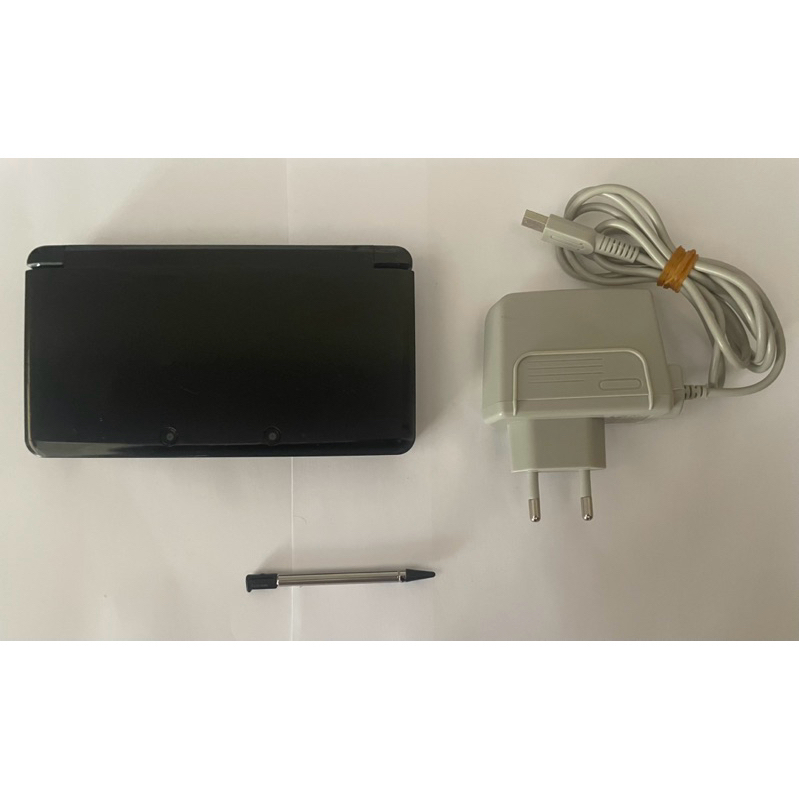 Nintendo 3ds + Jogos é emuladores