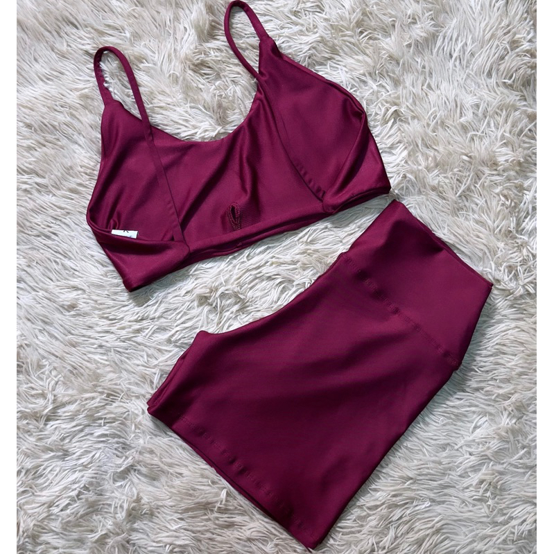 conjunto de short fitness e Cross academia estilos