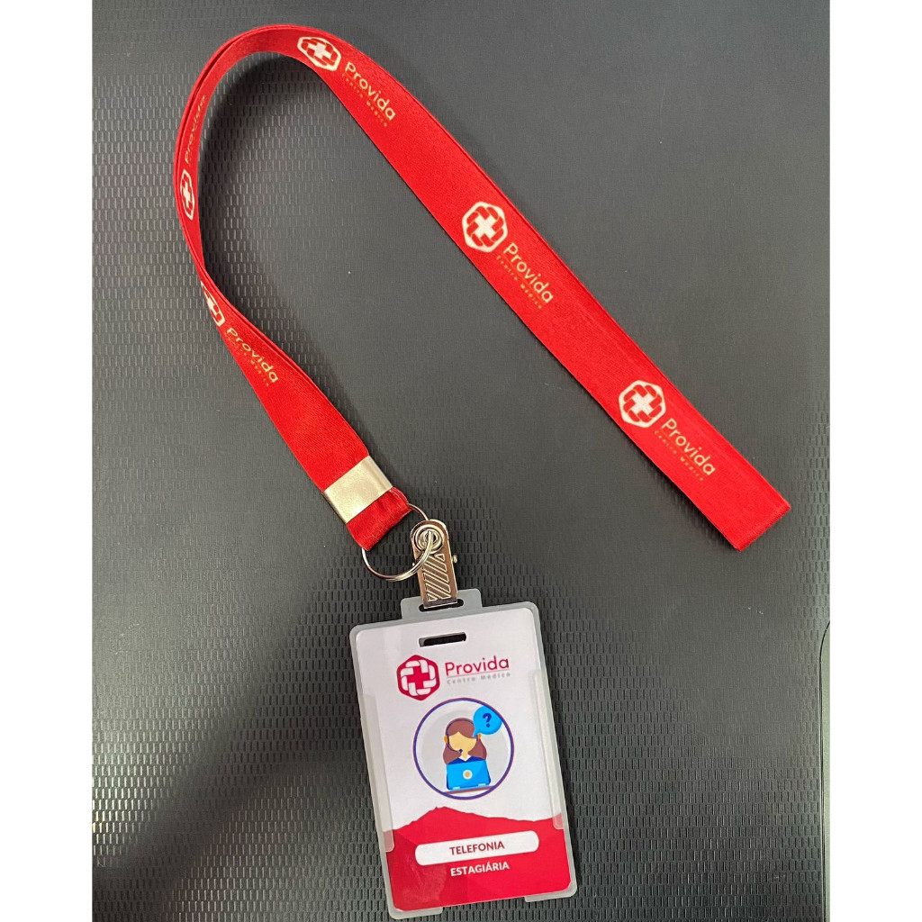 Crachá em PVC personalizado + Cordão Personaliza