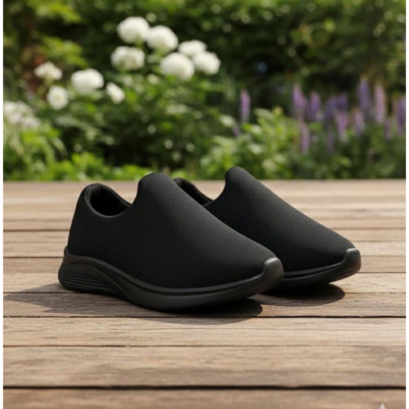 Tênis Infanil Unissex Calce Fácil Preto com Sola