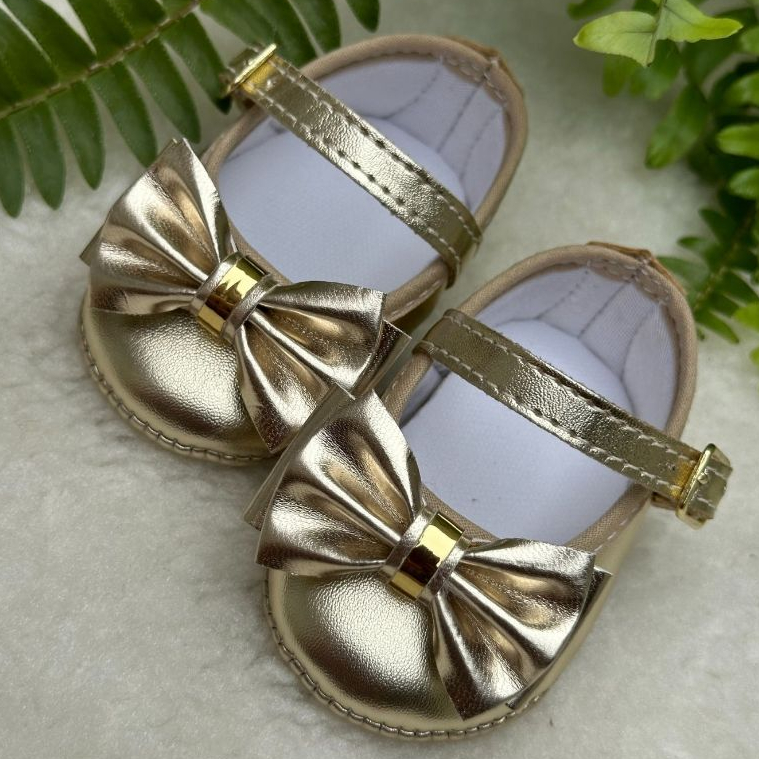 Sapatilha Bebê tipo Boneca Dourada com laço de v