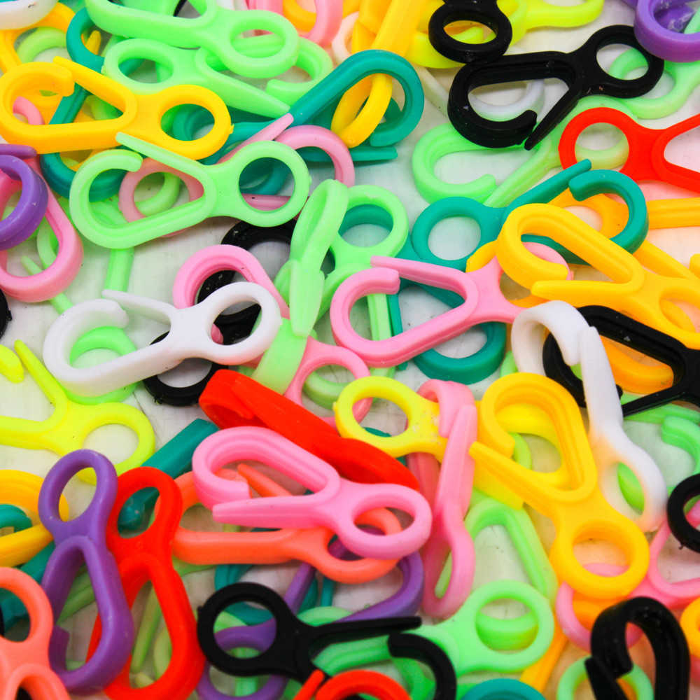 Fecho Lagosta 14X33mm  Em Plastico Com 500 Peças