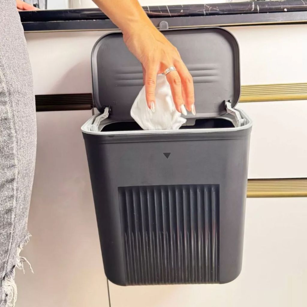 Organização Prática: Lixeira Suspensa 9 Litros 