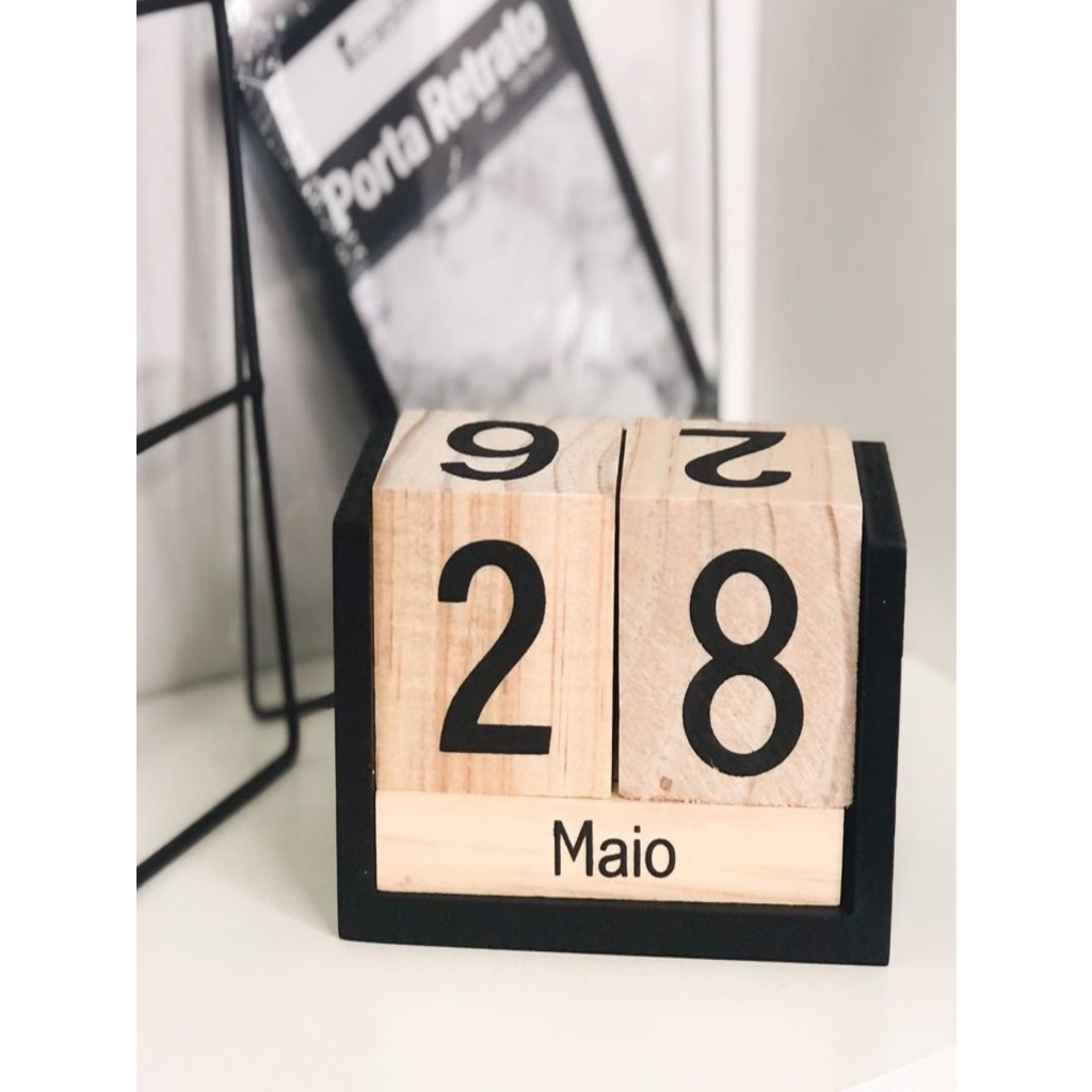 Calendário Permanente Decorativo Cubo De Mesa Mad