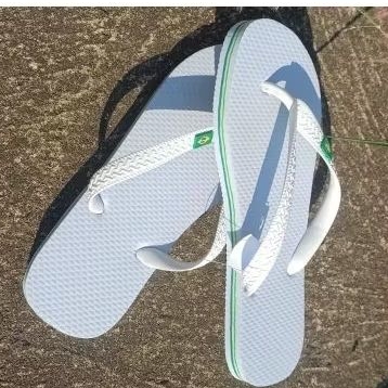 Chinelo de borracha,macio e confortável  ideal pa