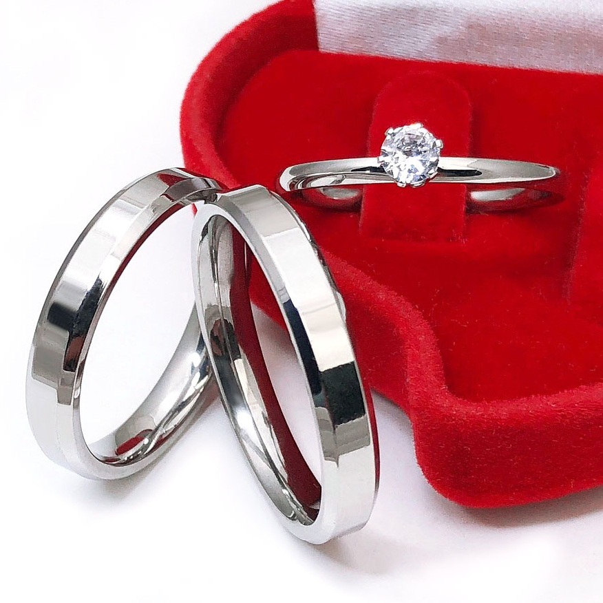 Aliança de Namoro Par com Solitário e Caixa de V