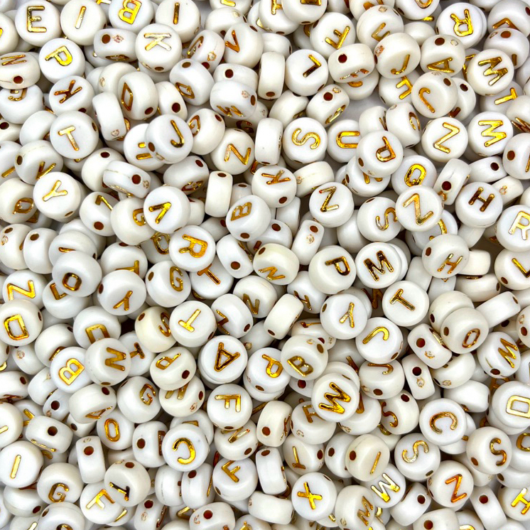 Miçanga letras 500 unidades aprox. redonda achata