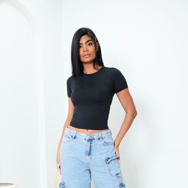 Baby Tee Feminina – Blusa Slim Fit Manga Cur