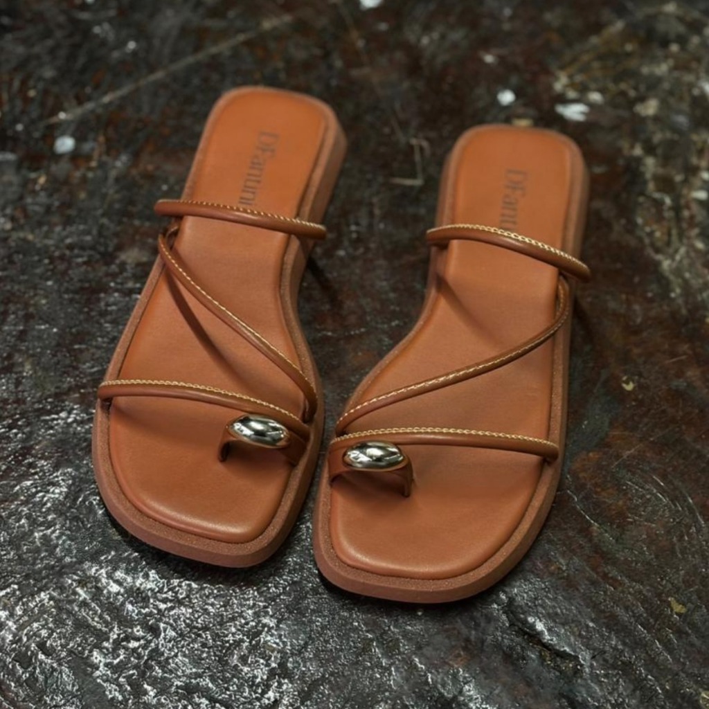 Sandalia casual feminina Confort estilosa tendenci