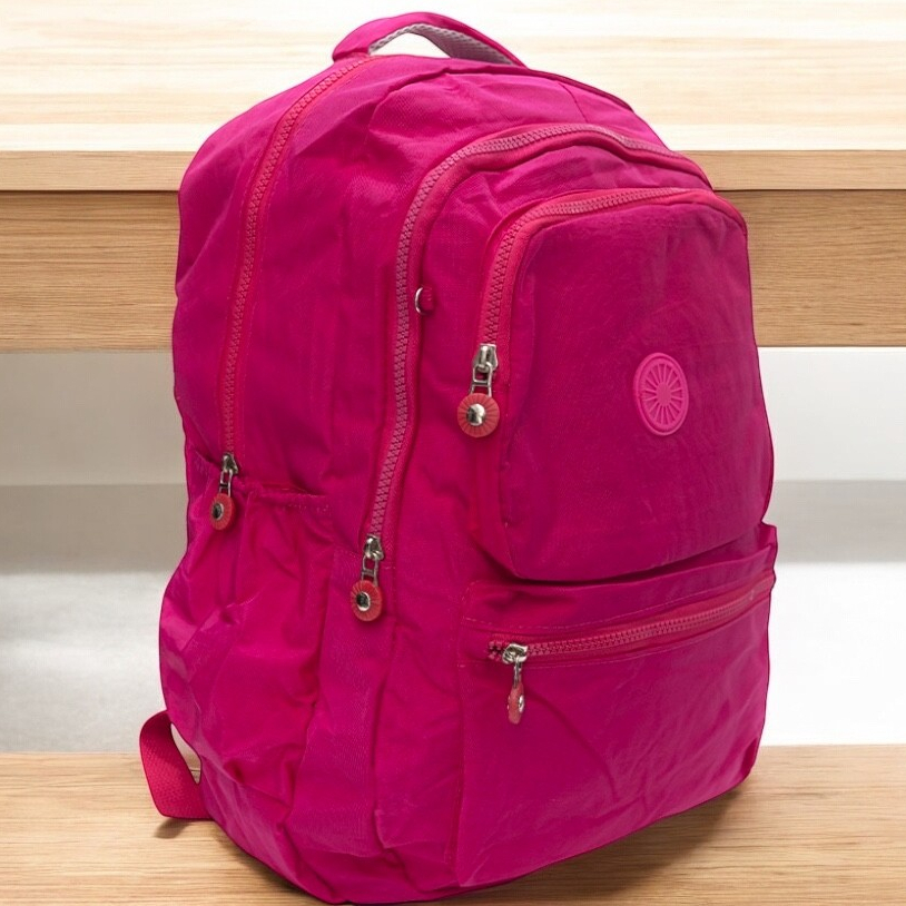 Mochila Escolar Grande  Nylon Tactel  Volta às au