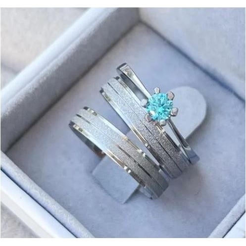 Par de alianças diamantadas banhado a prata 4mm e