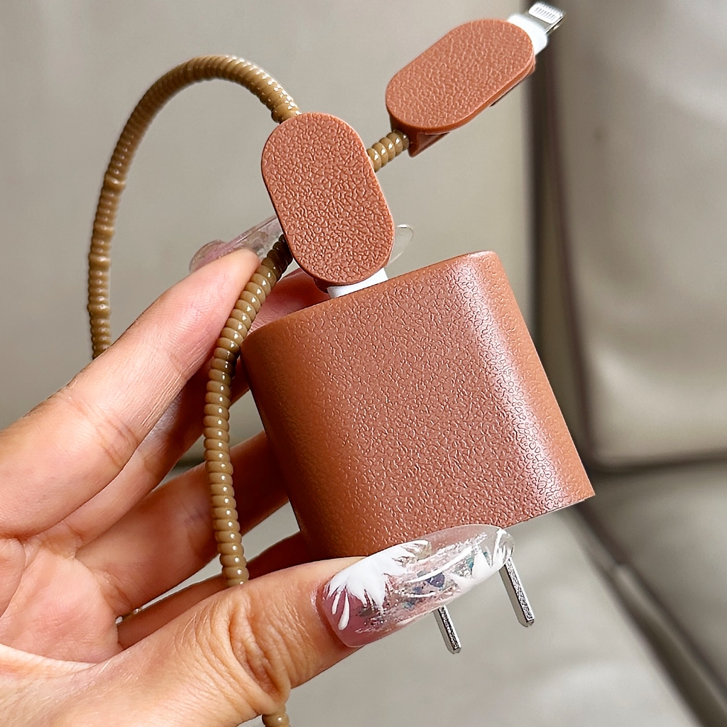 Protetor de carregador IPhone16 compatível com ca