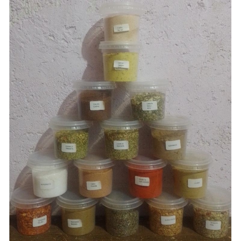 Kit com 20 temperos e condimentos + 20 potes de 14