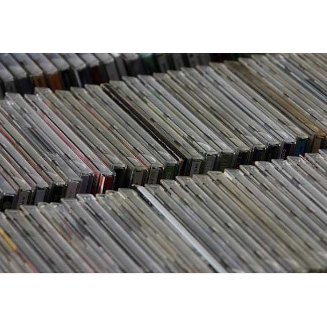 CDS NACIONAIS E IMPORTADOS DE ARTISTAS E GENEROS V