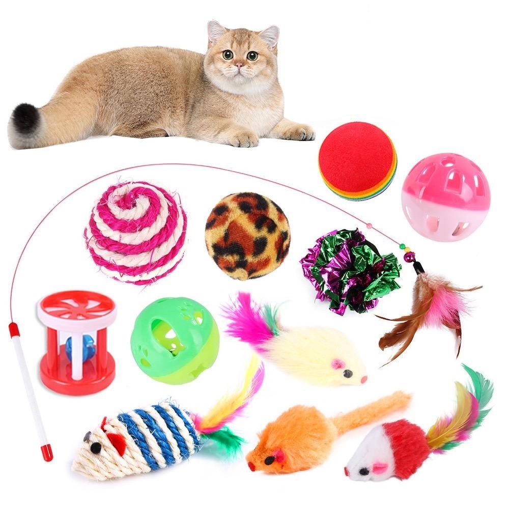 Kit  Ate 21 Brinquedos para Gatos Ratinho Bolinha 